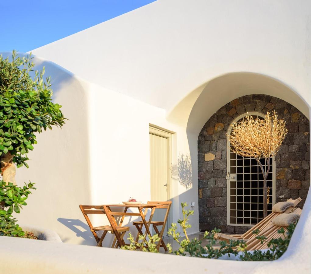 Oia Treasures Art Suites Dış mekan fotoğraf