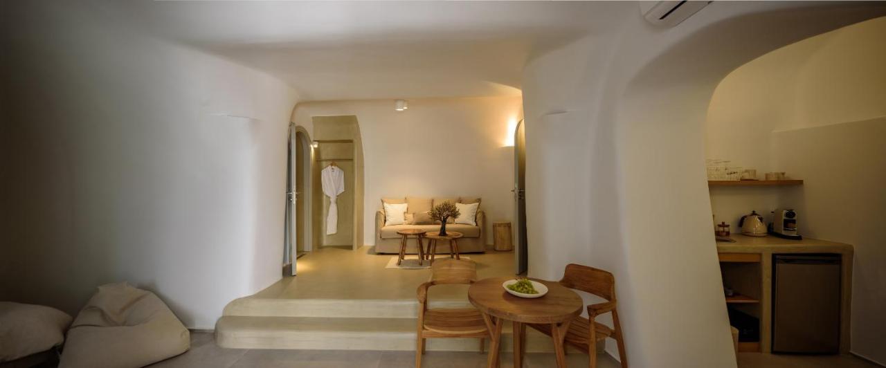 Oia Treasures Art Suites Dış mekan fotoğraf