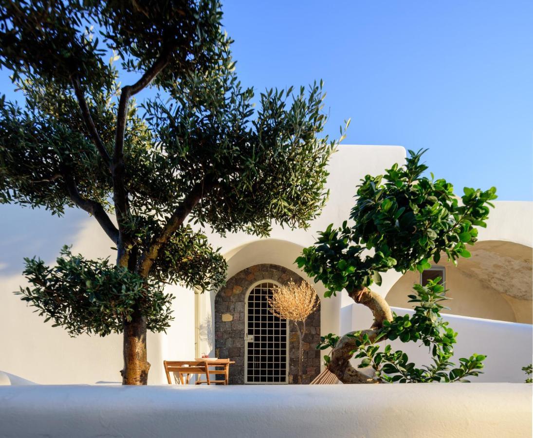 Oia Treasures Art Suites Dış mekan fotoğraf