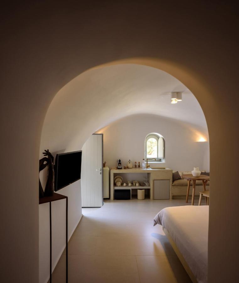 Oia Treasures Art Suites Dış mekan fotoğraf