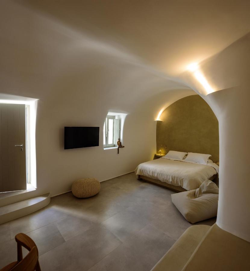 Oia Treasures Art Suites Dış mekan fotoğraf